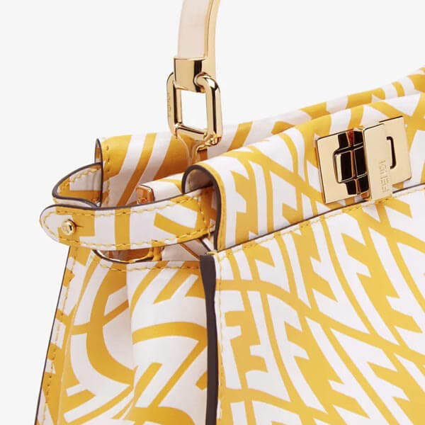 21SS【フェンディ】FFヴァーティゴ ピーカブー ショルダーバッグ偽物 8BN244AGKRF1E8K